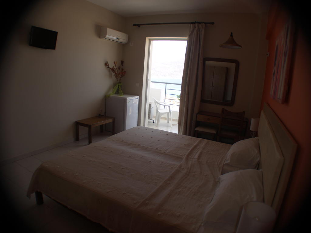 Iolkos Hotel Karpathos Zimmer foto